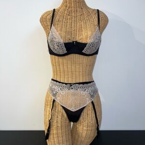 French Intimissimi Lace Lingerie Set